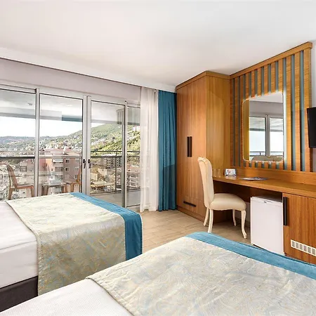 블루 스타 올루데니스